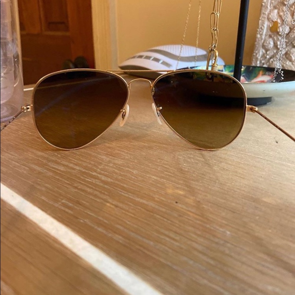 RayBan Aviators - Picture 3 of 5